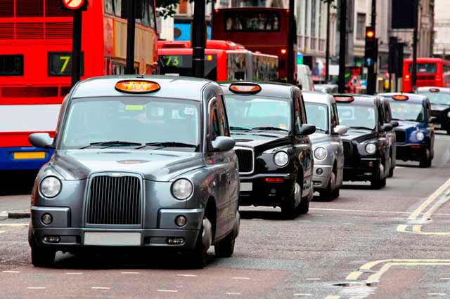 There are many methods of transportation to get to central London: taxis, underground, train, buses or by hiring a car.